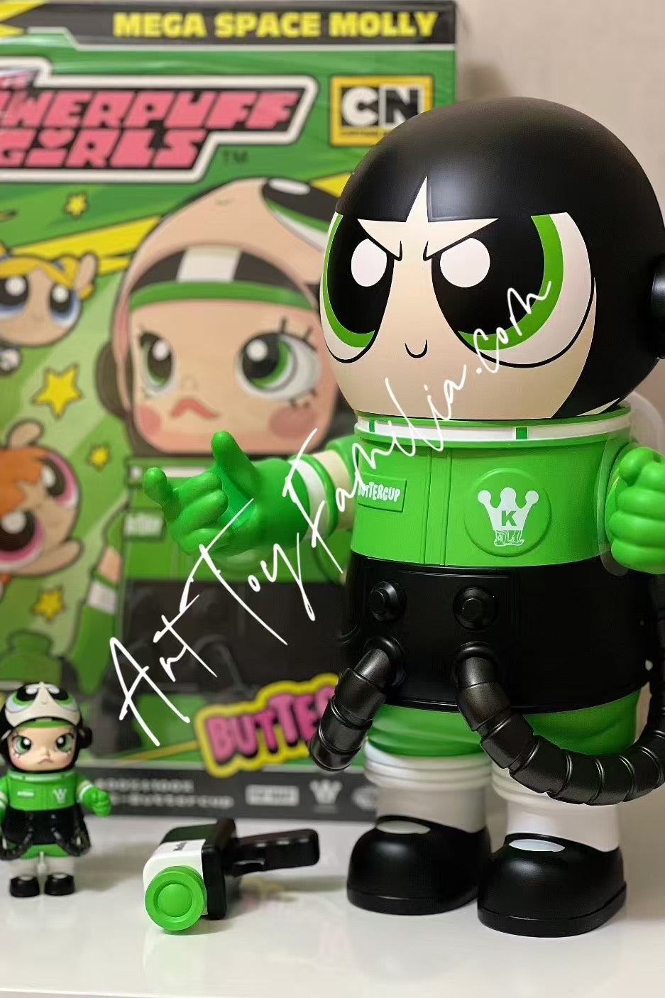 Pop Mart Space Molly The PowerPuff Girls Blossom 100% & 400