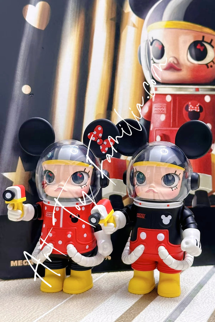 Popmart 100% MEGA Space Molly 100% Mickey & Minnie 1