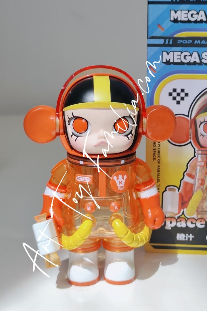 Popmart 100% MEGA Space Molly 100% Series 4 Orange Juice
