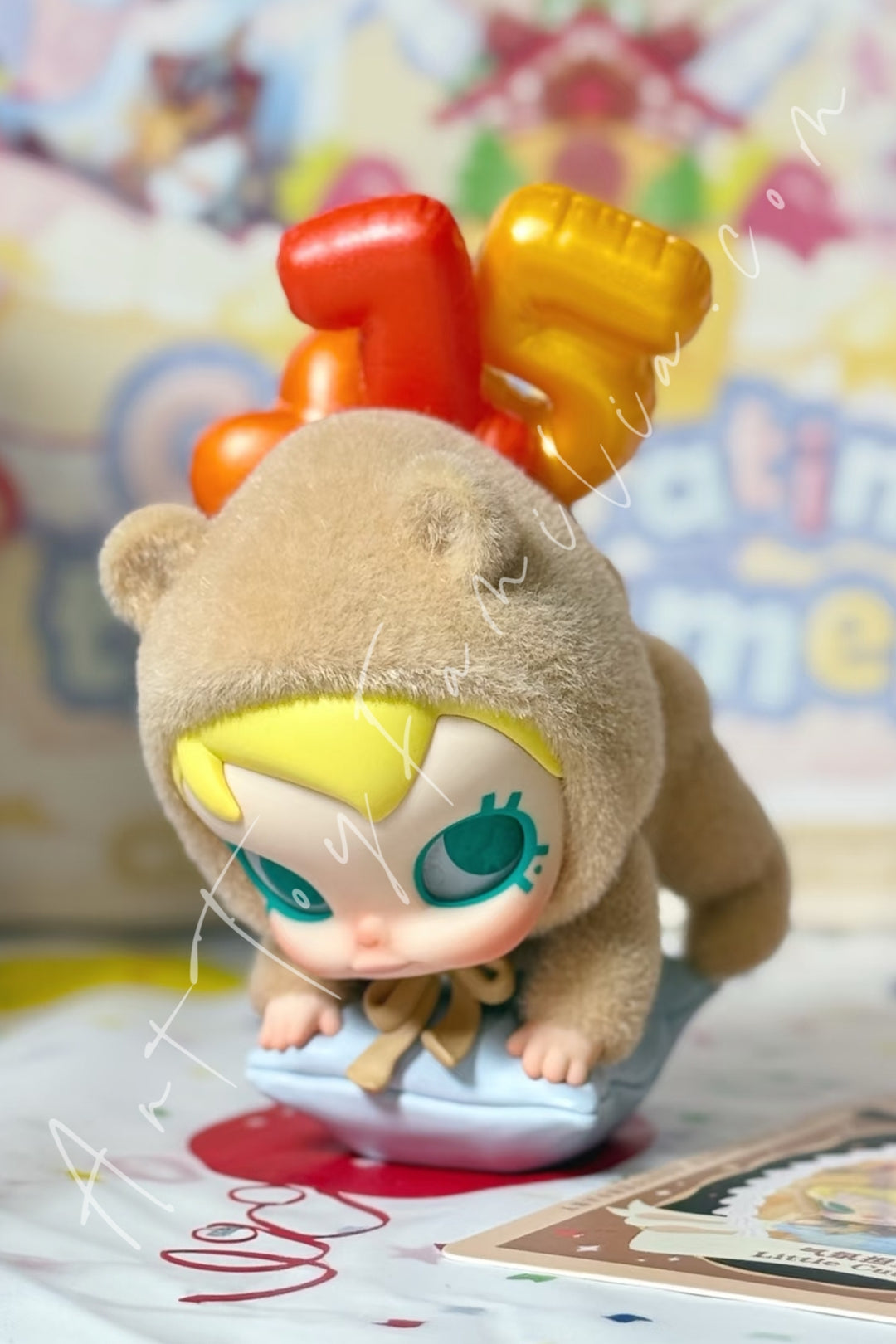 Popmart Celebrating The Moment-Popmart 15th Annivesary Series Little Cutie