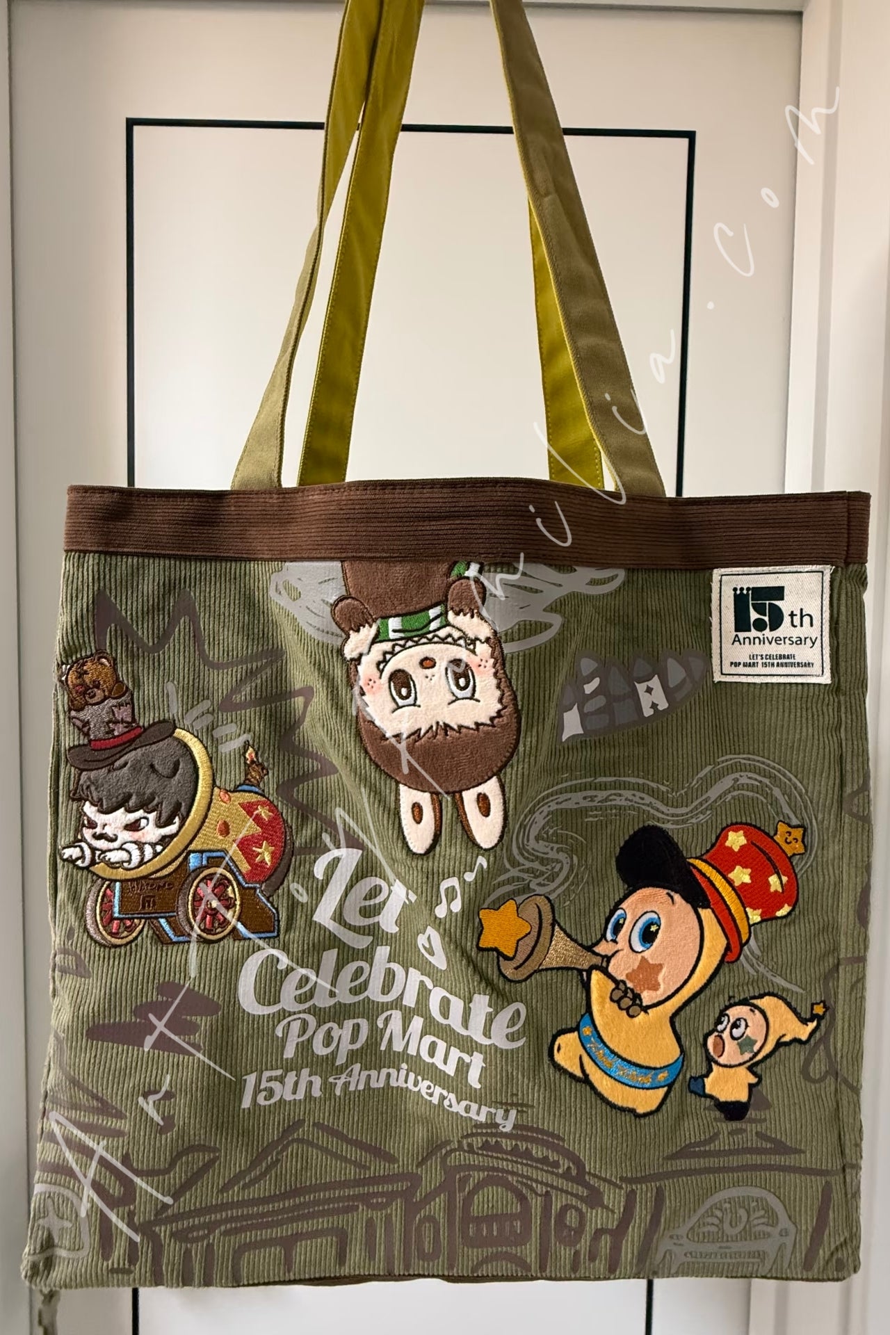 POP MART Celebrating The Moment Series Bag – Art Toy Familia
