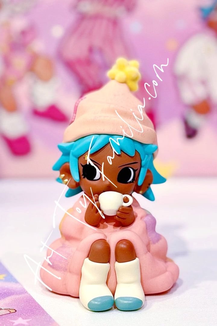 Popmart Little Peach Riot Sleep Over Series Frankie-Moring Coffee