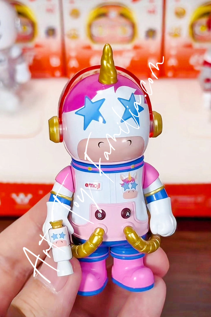Popmart MEGA Space Molly 100% × emoji Series Unicorn(Secret)