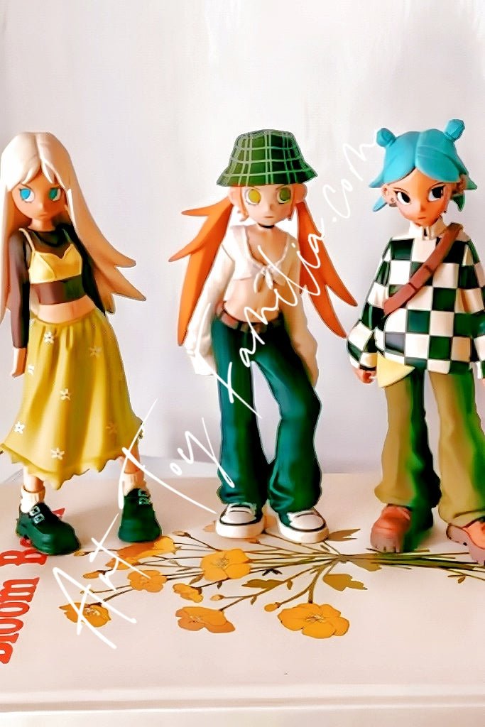 popmart out in the street 9個セット POP MART Peach Riot Street Style Figurine – Art Toy Familia