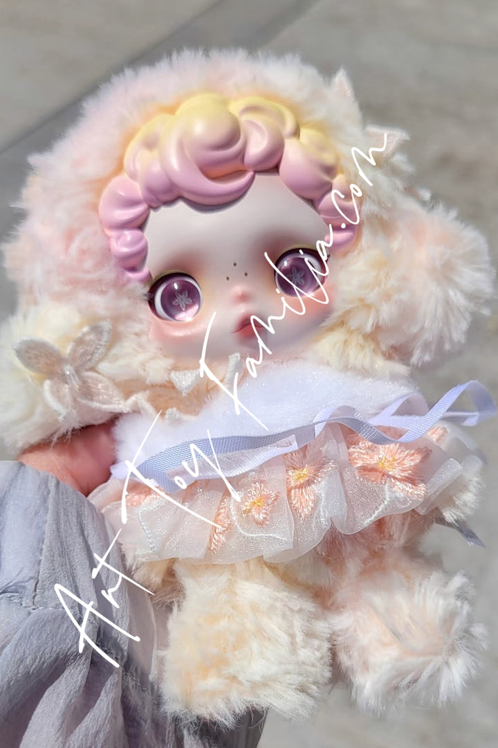 Popmart Skullpanda L'impressionnisme Series Vinyl Plush Pendant In the Garden(Secret)