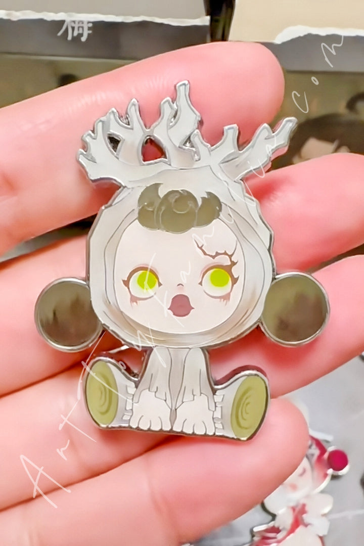 Popmart Skullpanda The Ink PlumBlossom Series Badge The Root