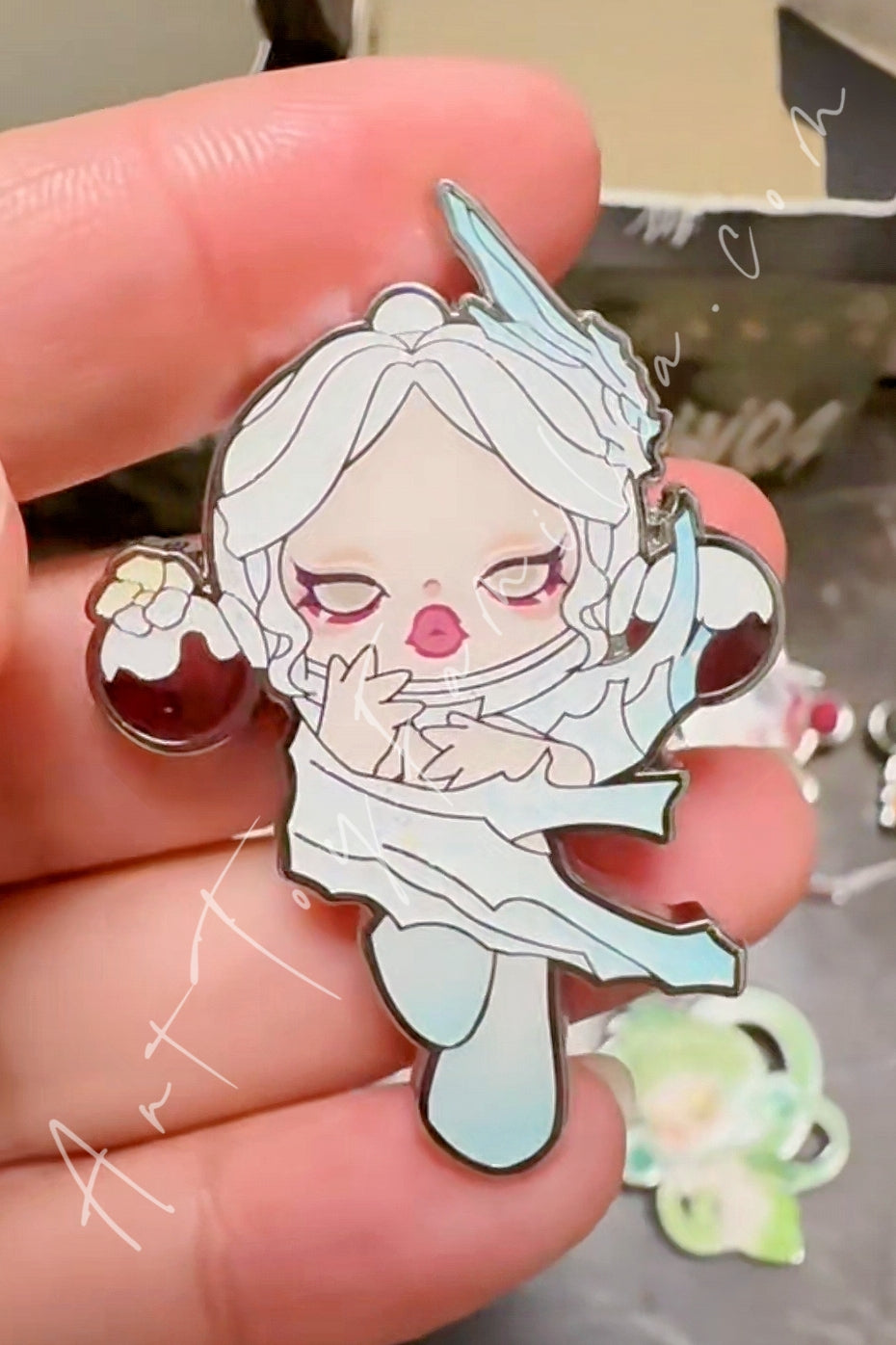 Popmart Skullpanda The Ink PlumBlossom Series Badge The Snow