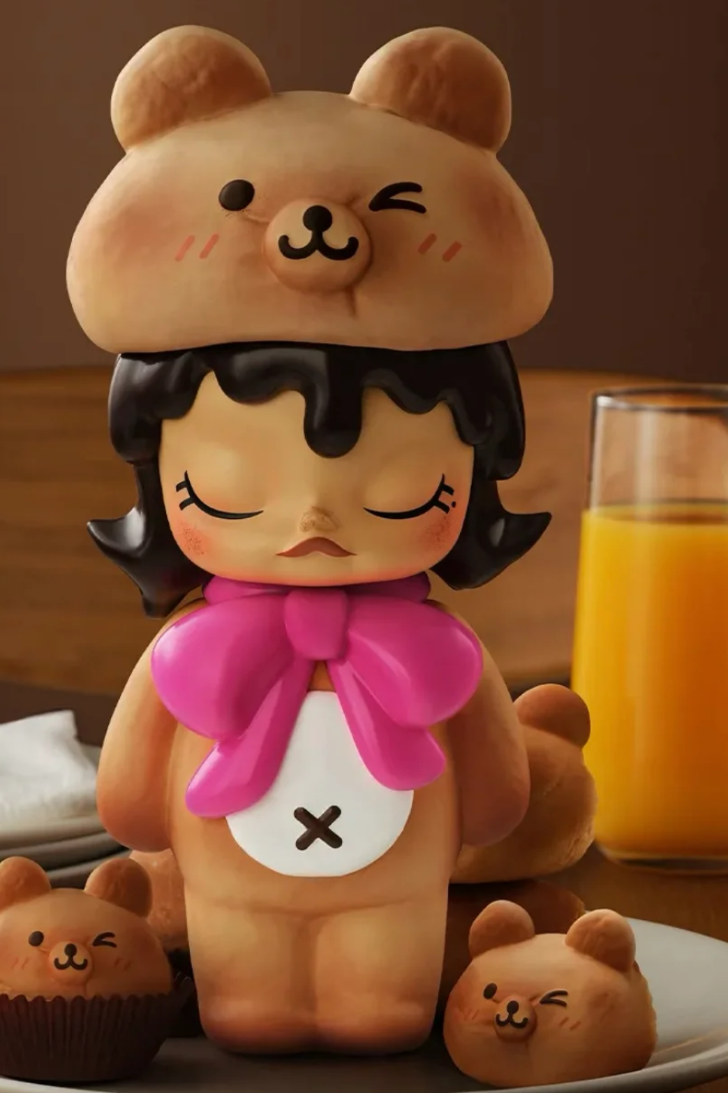 pop mart molly carb lover series Pretend Bear Bread(secret) - 入侵小熊面包