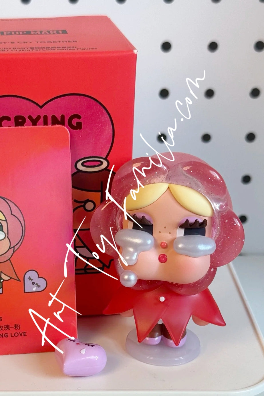 popmart crybaby crying for love series sparkling love secret