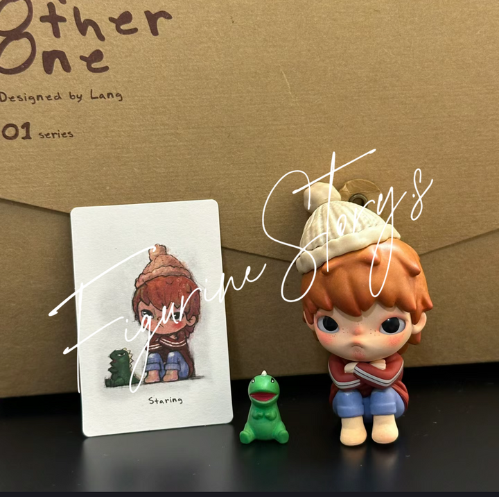 popmart hirono the other one series Staring 凝视