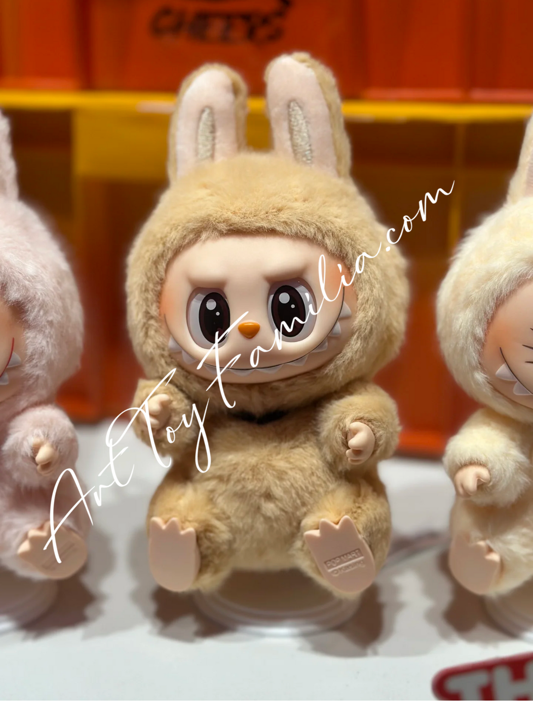 the monsters labubu have a seat vinyl plush blind box Baba 眼巴巴