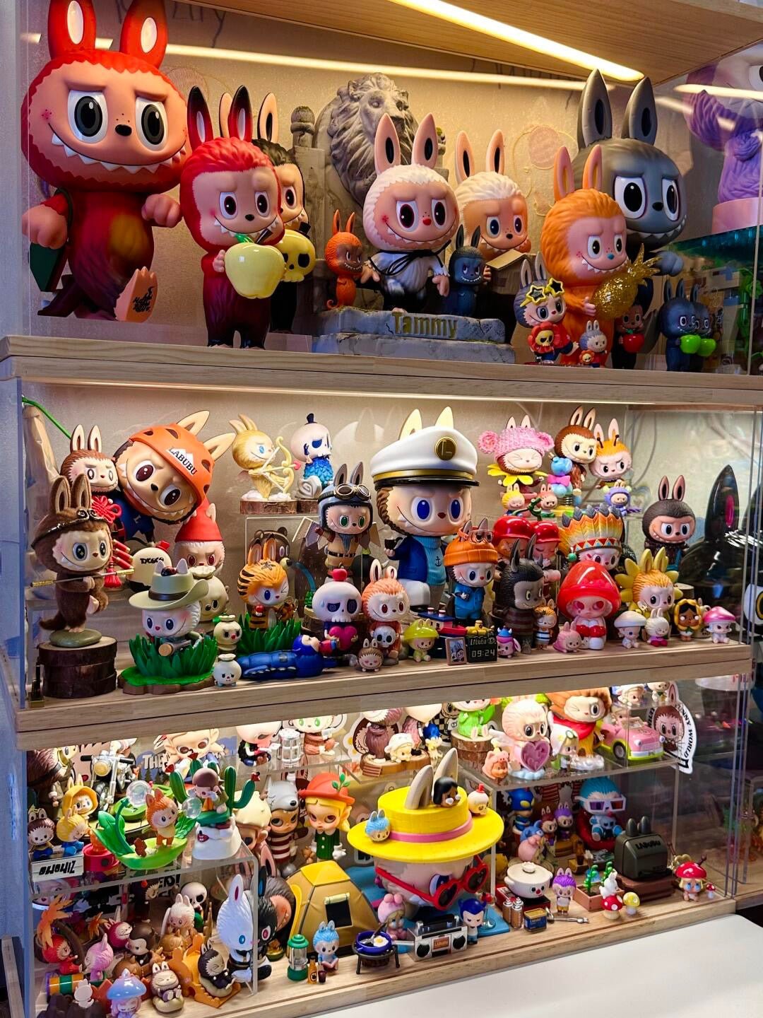 Last-Minute Gift Guide | Best Art Toys for Birthdays & Special Occasions – Art Toy Familia - Art Toy Familia