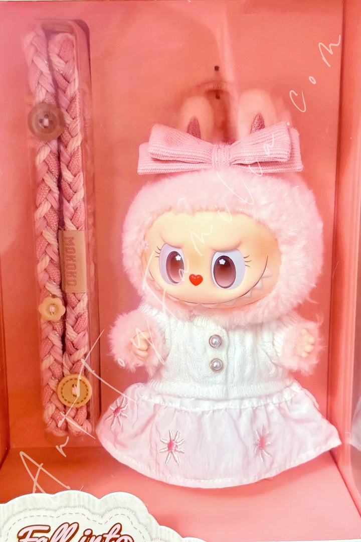 The Monster Labubu Fall Into Sweaters Series-Mokoko Vinyl Plush Pendant  - 毛球派对系列搪胶毛绒挂件