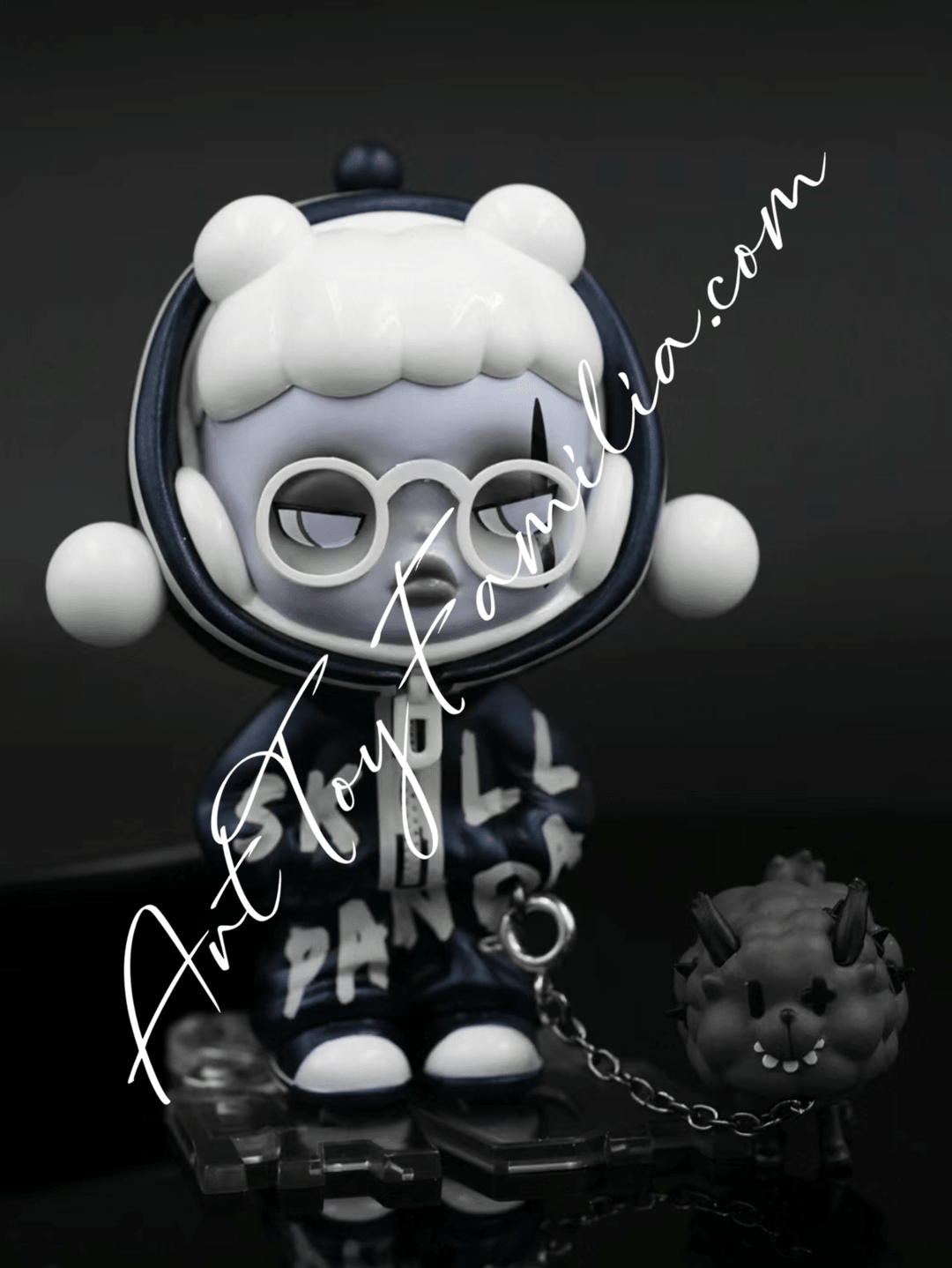 POP MART Skullpanda Secret Figurines – Art Toy Familia POP MART Skullpanda Secret Figurines – Art Toy Familia