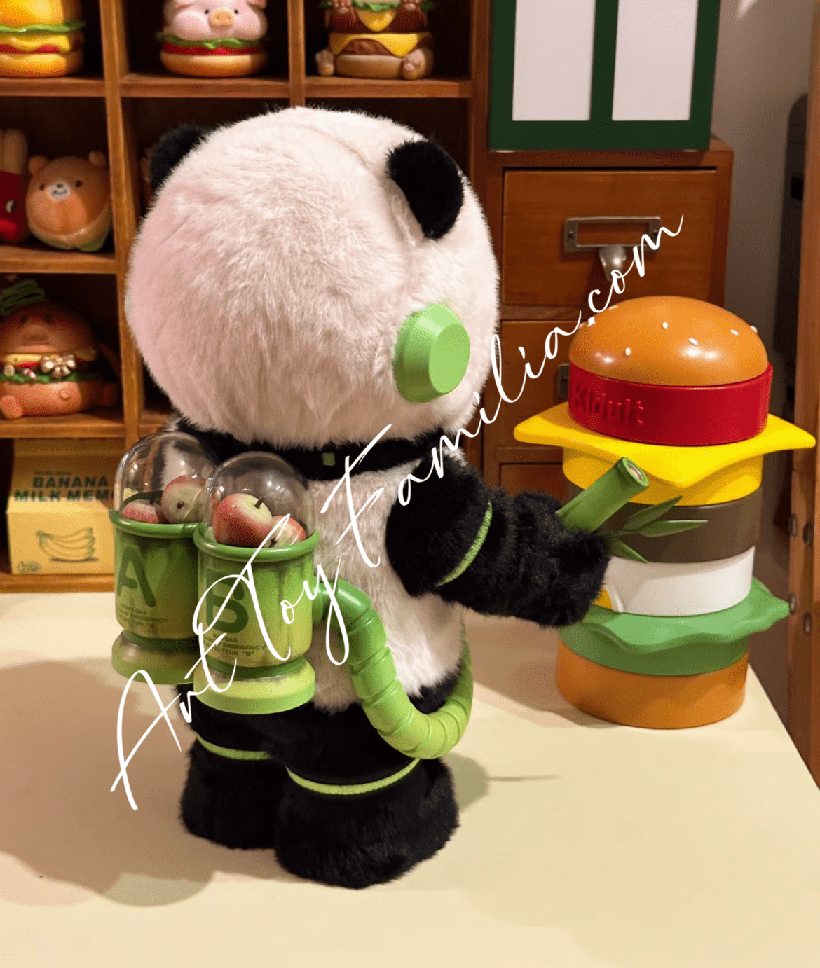 POP MART 400% MEGA Space Molly 400% Panda – Art Toy Familia POP MART 400% MEGA Space Molly 400% Panda – Art Toy Familia