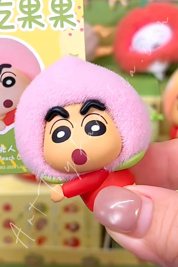 52Toys Crayon Shinchan Munch On Fruit Series Peach Charm