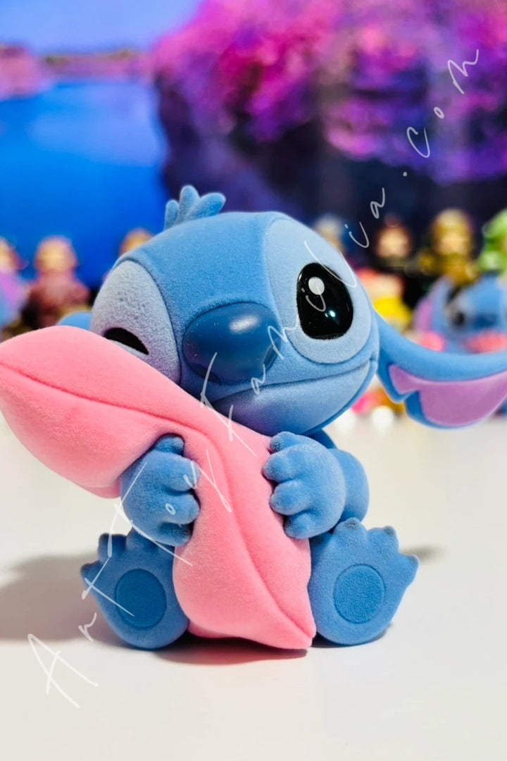 52Toys Disney Stitch Sweet Pink Series Hug