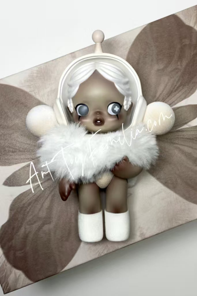 skullpanda 织脊 Skullpanda Woven, Limit 199 pcs - 织脊 – Art Toy Familia