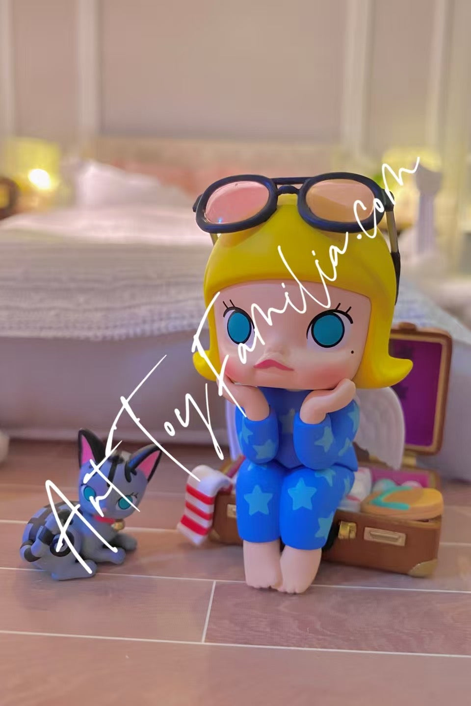 molly keep on travelling figurine molly 好想去旅行吊卡 