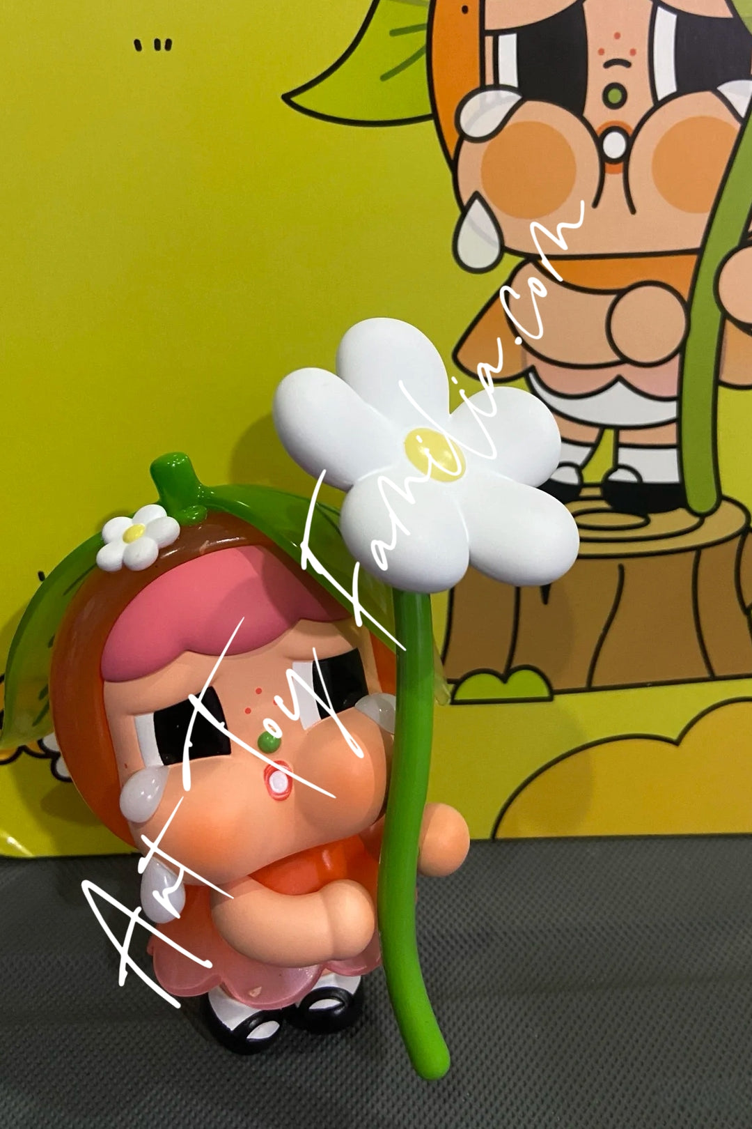 crybaby sweet sour figurine 小哭橘吊卡 