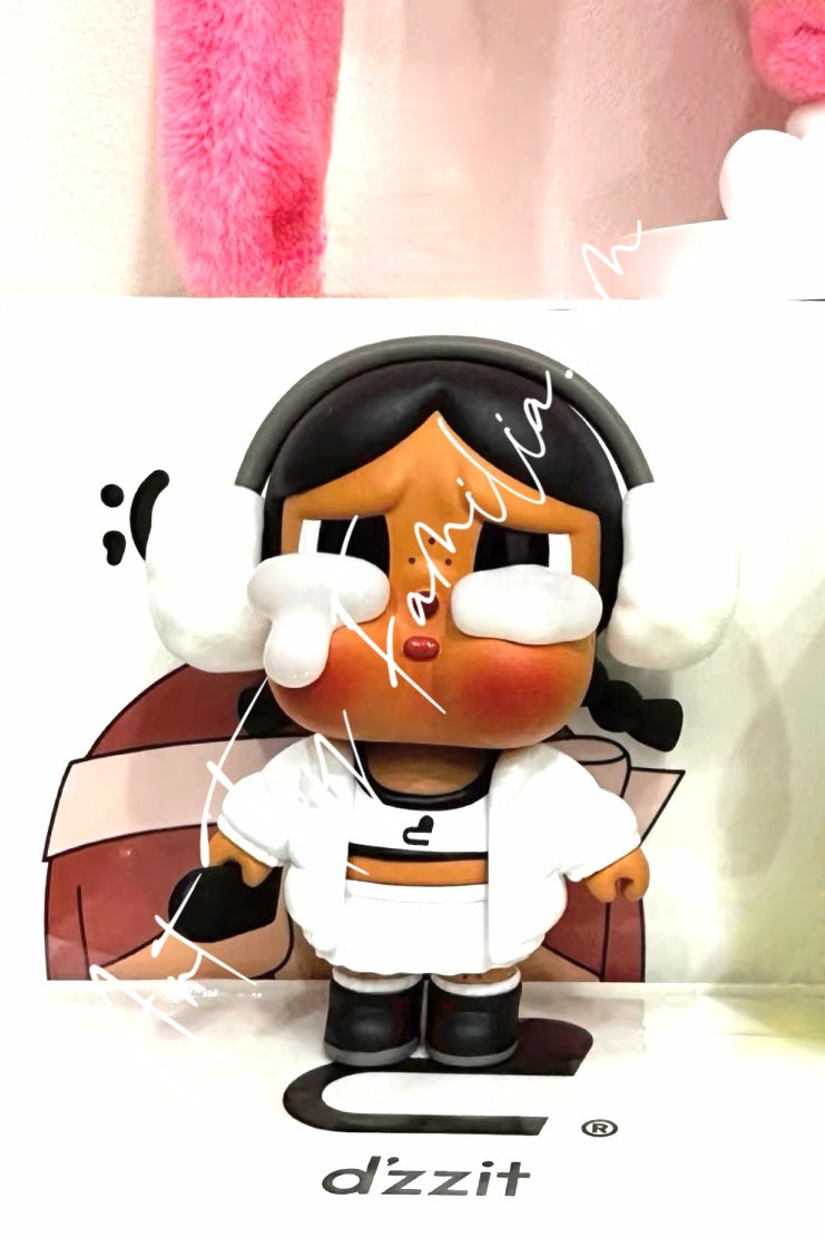 crybaby dzzit snowball figurine 雪球吊卡 