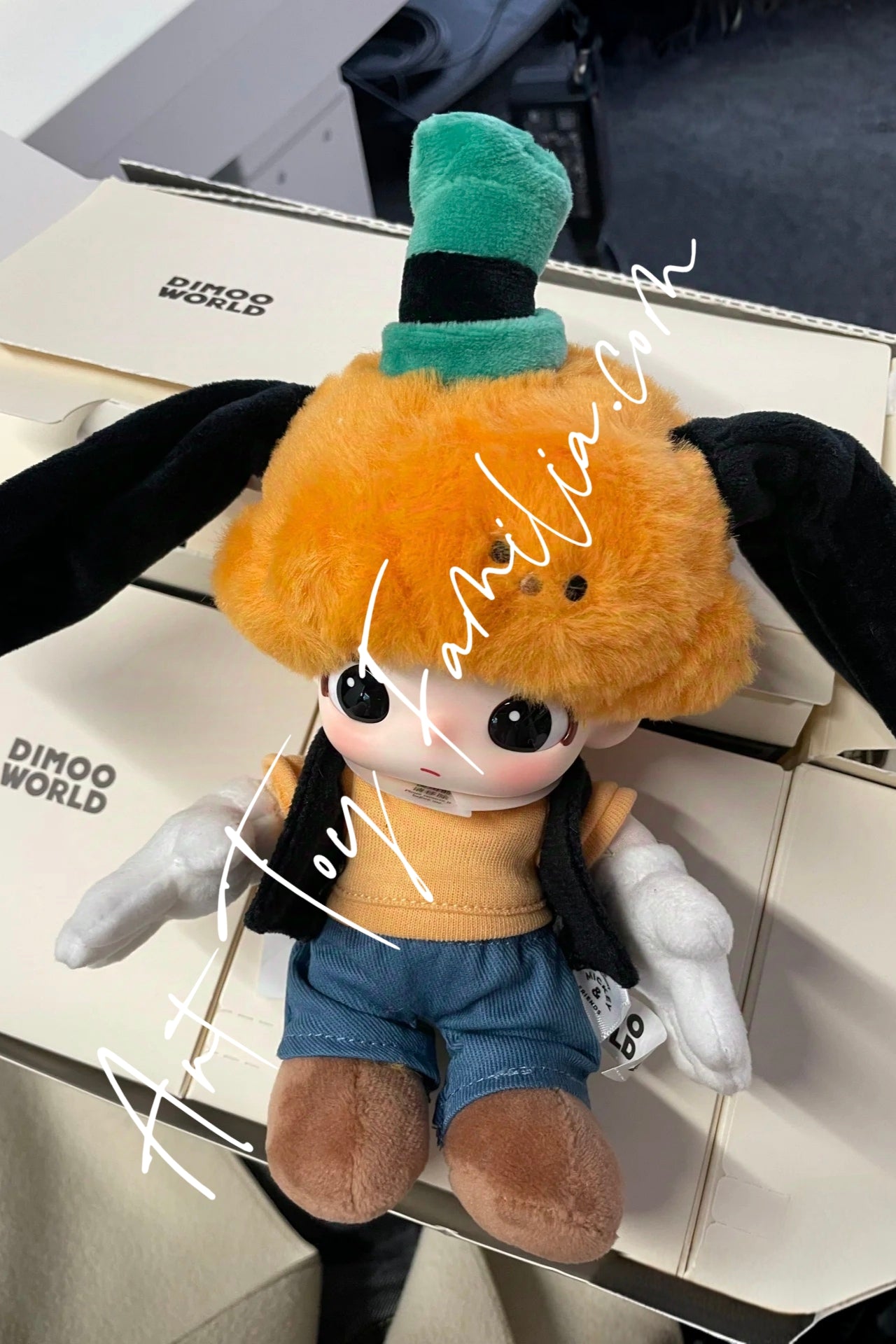 Dimoo World × Disney Series-Vinyl Plush Keychain Goofy's Prank
