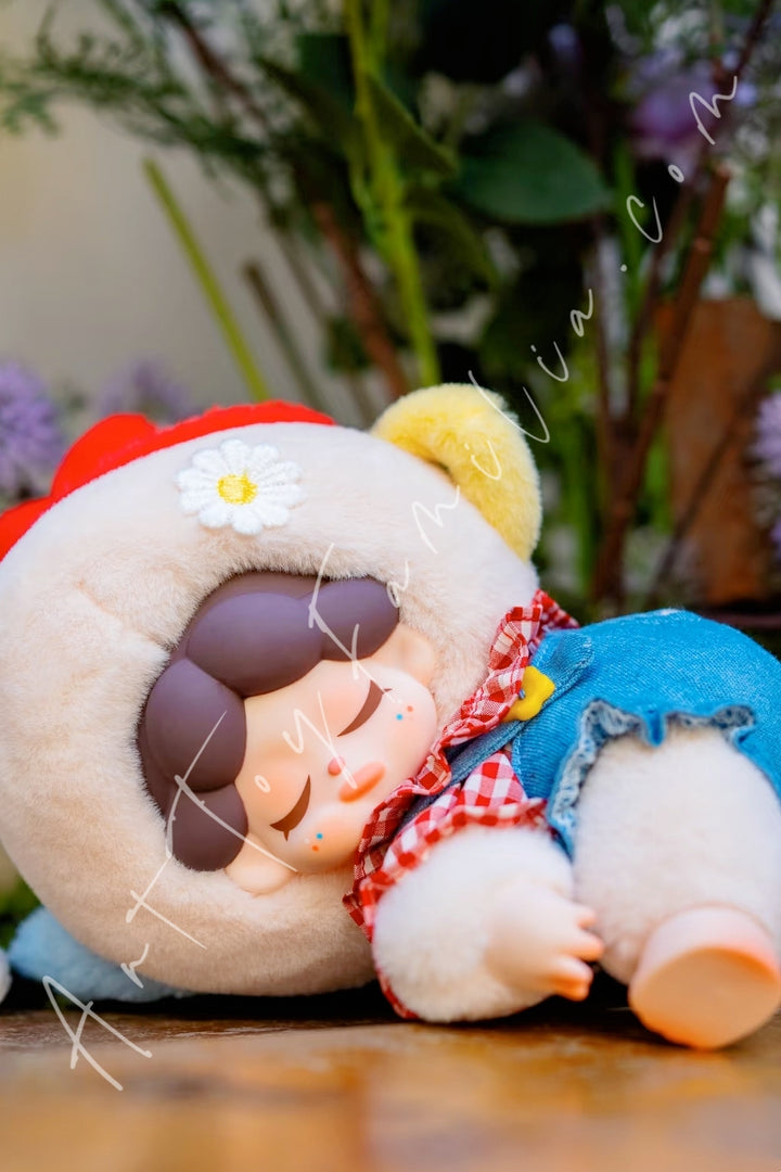 Dodo Sugar Wendy Garden Treasure Hunt Series Vinyl Plush Garden Gardener