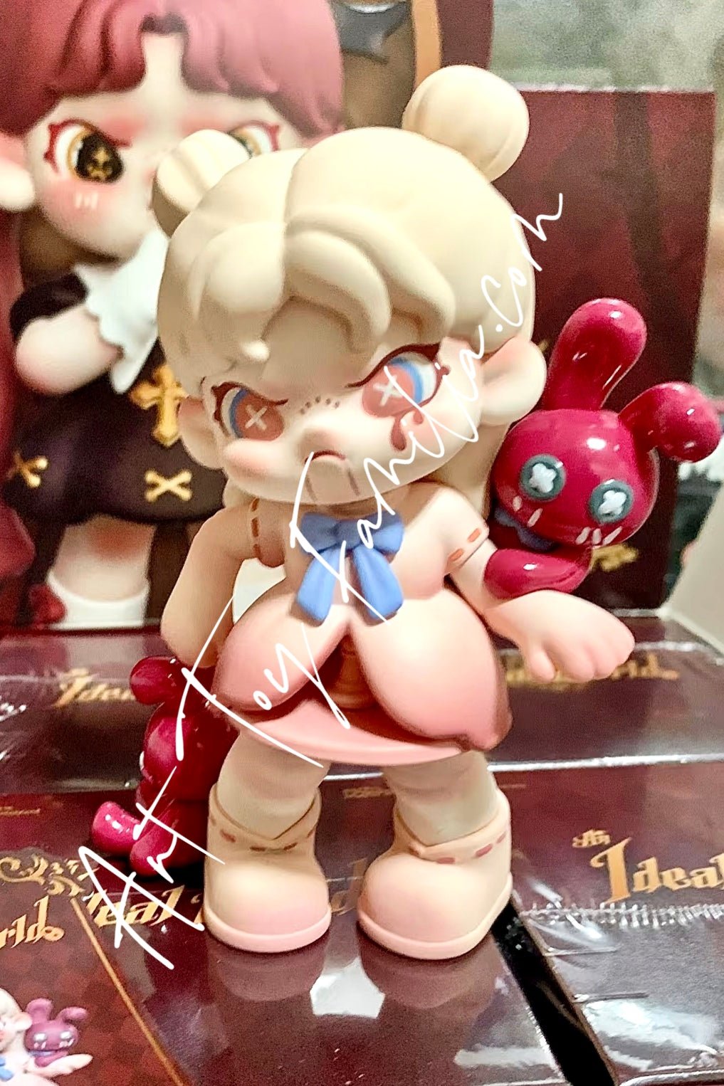 TNTSPACE Dora An Ideal World Series – Art Toy Familia