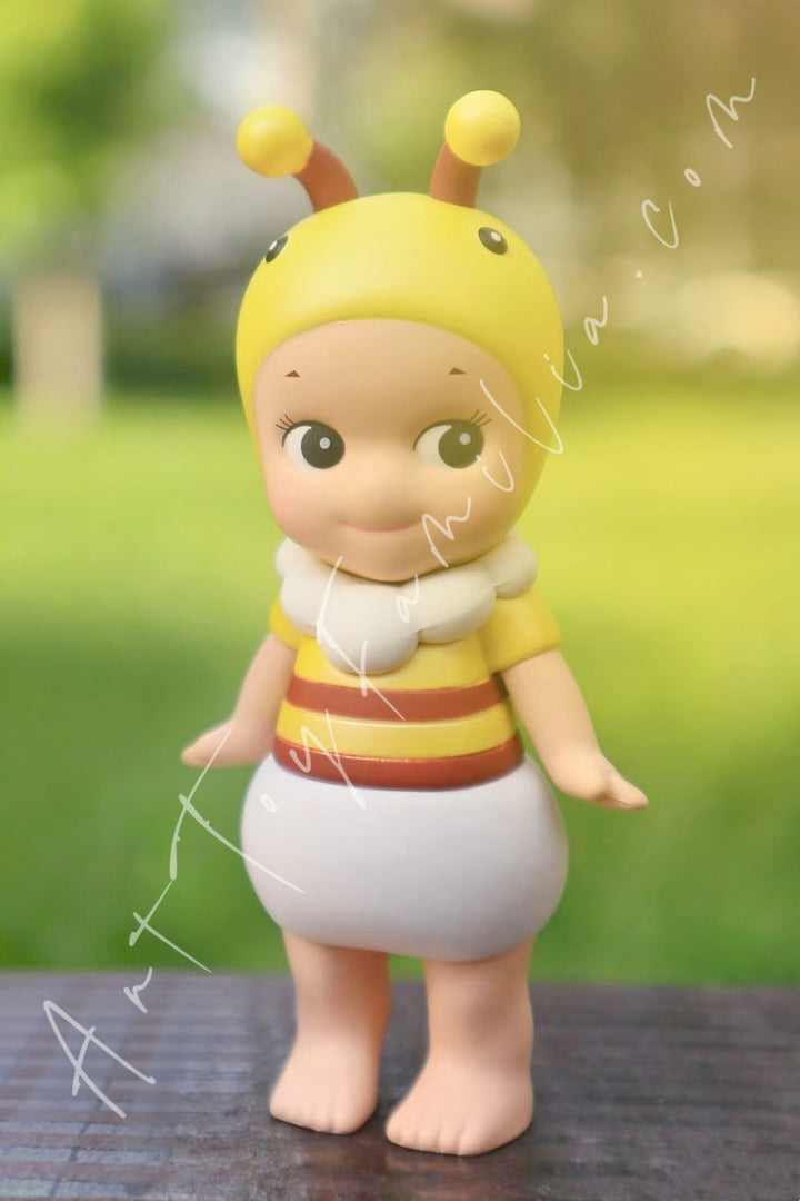 Dreams Sonny Angel Bug's World Series Bee(Secre)