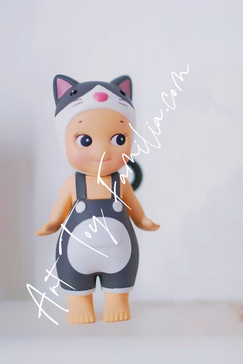 Dreams Sonny Angel Cat Life Series Tuxedo