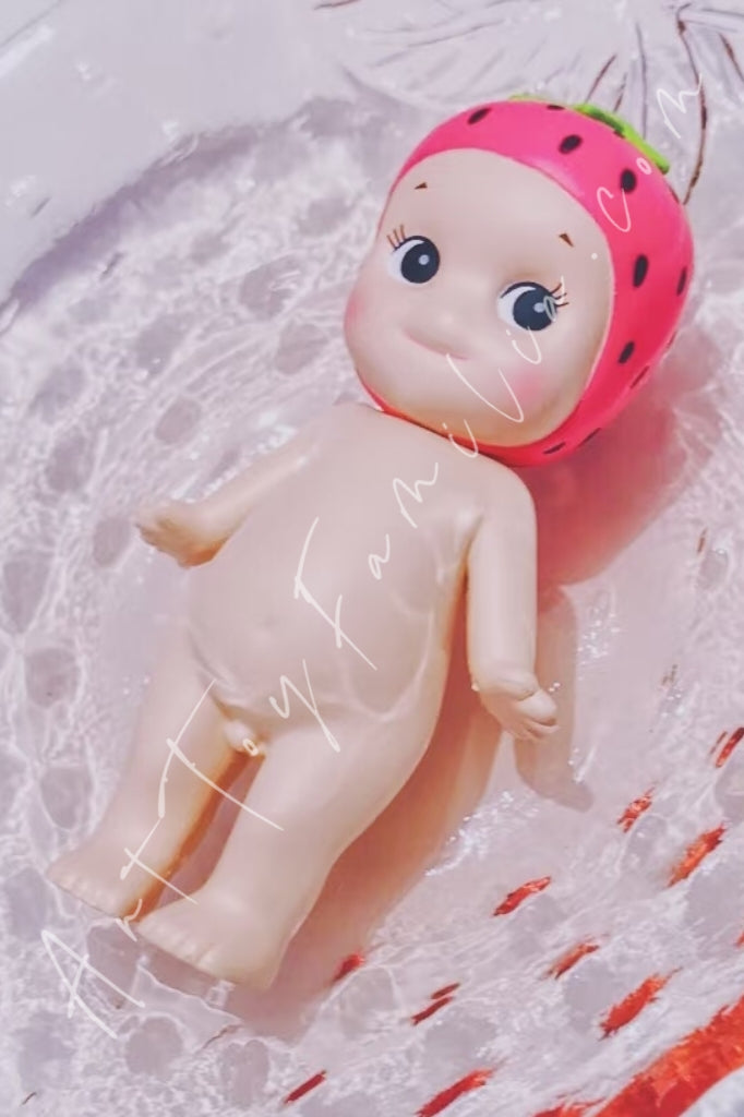Dreams Sonny Angel Fruit Series Strawberry