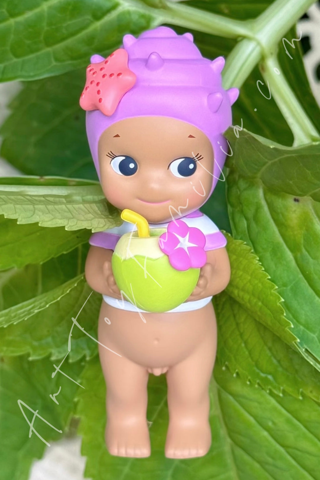 Dreams Sonny Angel Summer Vacation Series Sun Kissed Style Shell