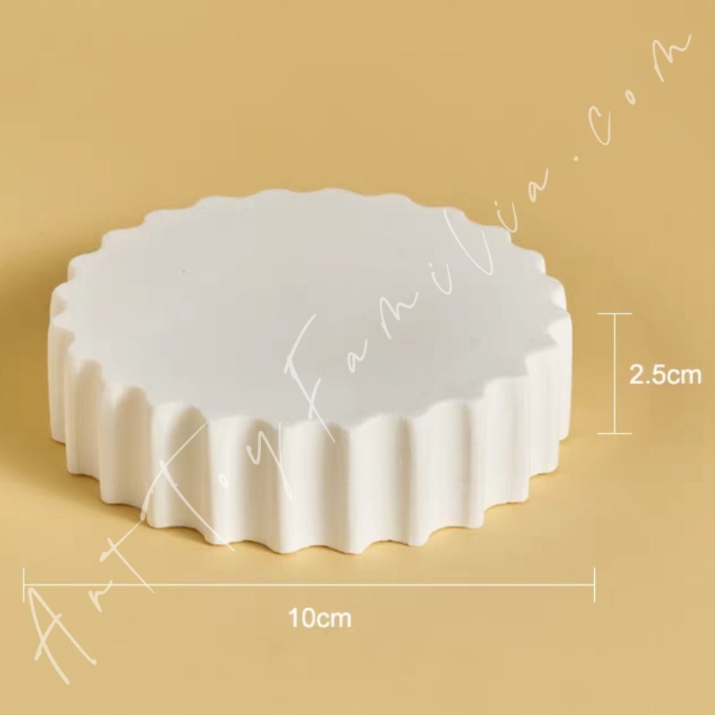 Art Toy Familia - Geometric Pedestal Blindbox Display Base - 152 Base Only No Doll B