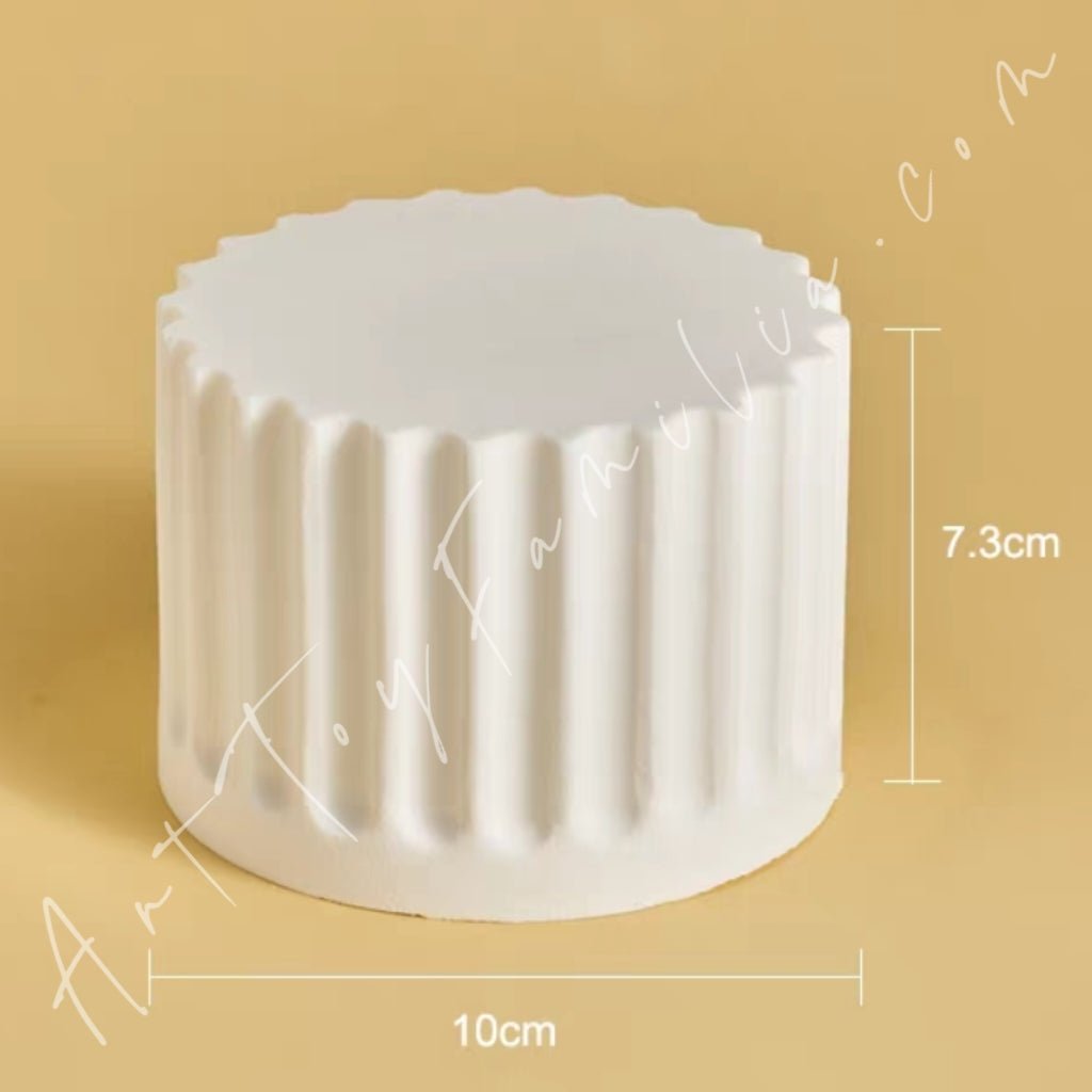 Art Toy Familia - Geometric Pedestal Blindbox Display Base - 152 Base Only No Doll C