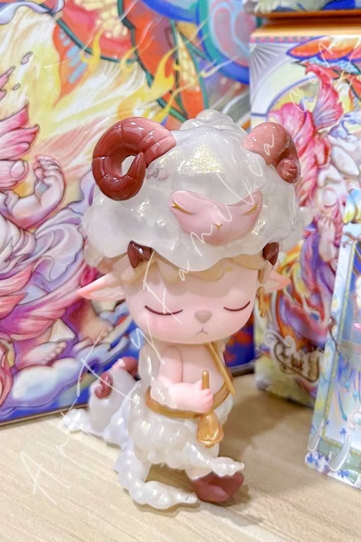 Heyone Mimi The Poem Of Nature Series Blind Box Mulberry Bud