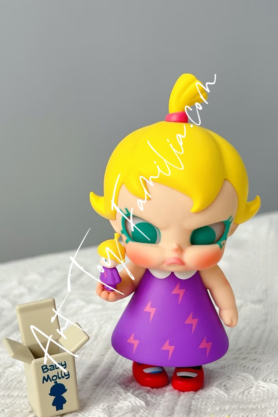 POP MART Baby Molly When I was Three! Series – Art Toy Familia