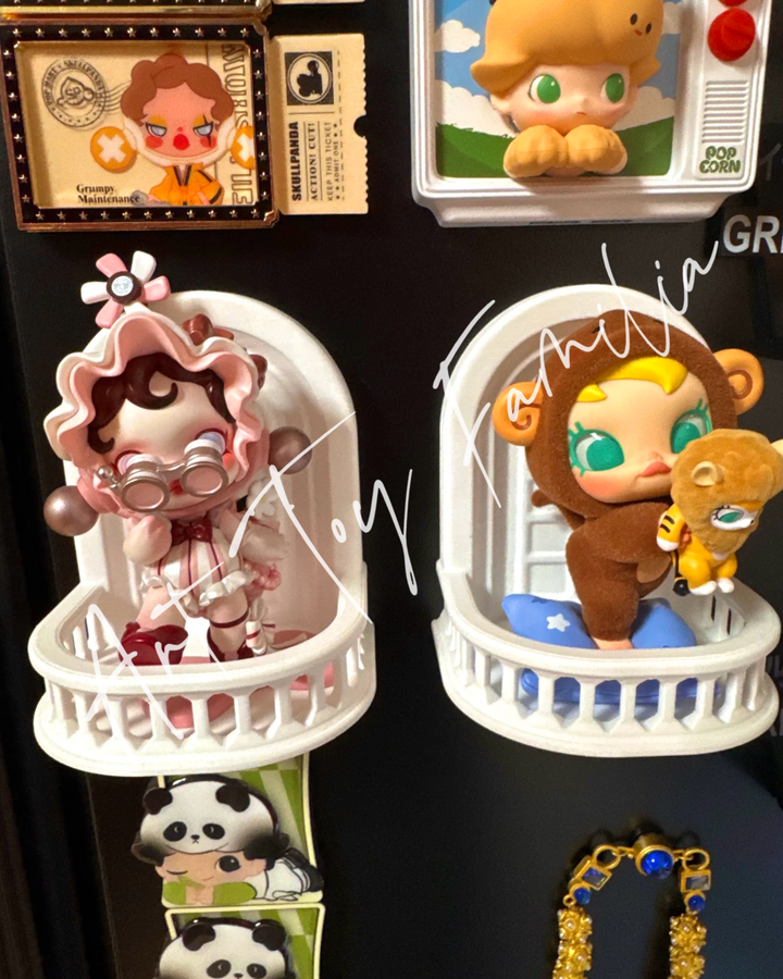 Art Toy Familia - Doll Balcony Fridge Magnet Blindbox Display - 144