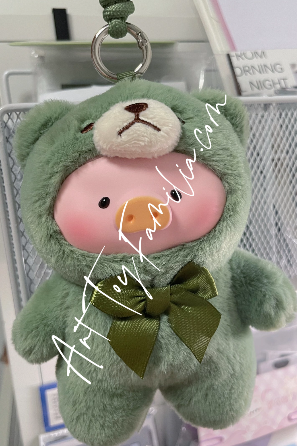 Lulu The Piggy Teddy Lulu Vinyl Plush Blind Box - 露露罐头猪 复古泰迪玩具店搪胶毛绒挂件系列