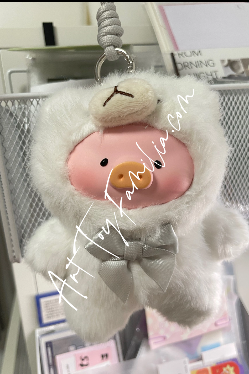 Lulu The Piggy Teddy Lulu Vinyl Plush Blind Box - 露露罐头猪 复古泰迪玩具店搪胶毛绒挂件系列