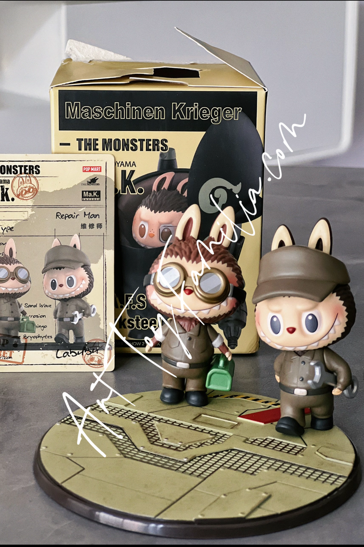 the monsters secret vault labubu隐藏款系列 Repari Man   维修师(from Ma.K. series横山宏)
