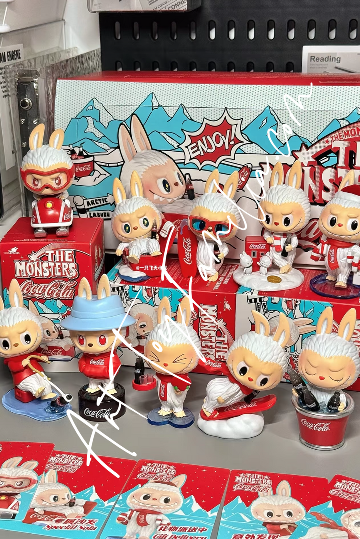 the monsters labubu coca cola series Little Snowman   神秘小雪人