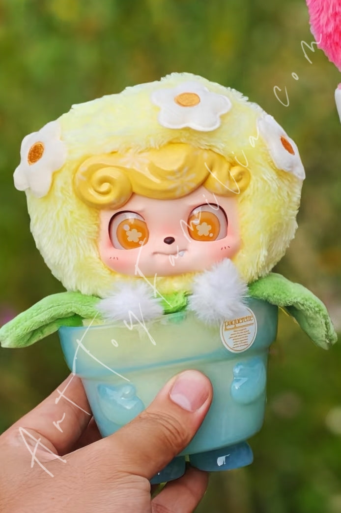 Q.Kid Happy Garden Series – Art Toy Familia