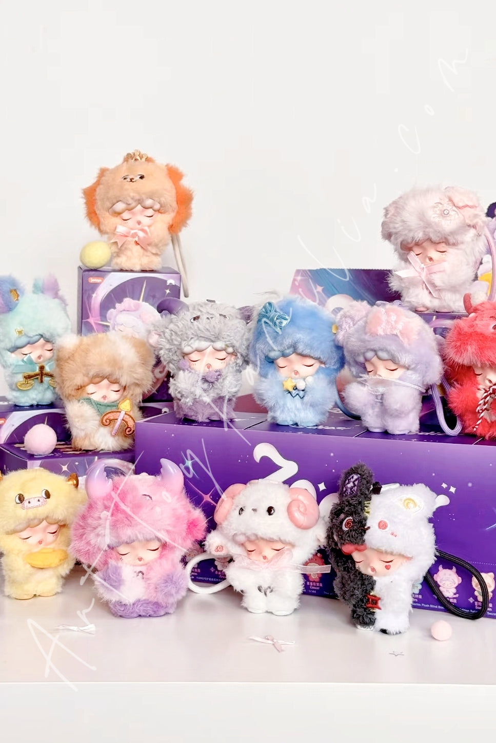 JOTOYS Blind Boxes & Plush – Q.Kid & KnowKnow – Art Toy Familia