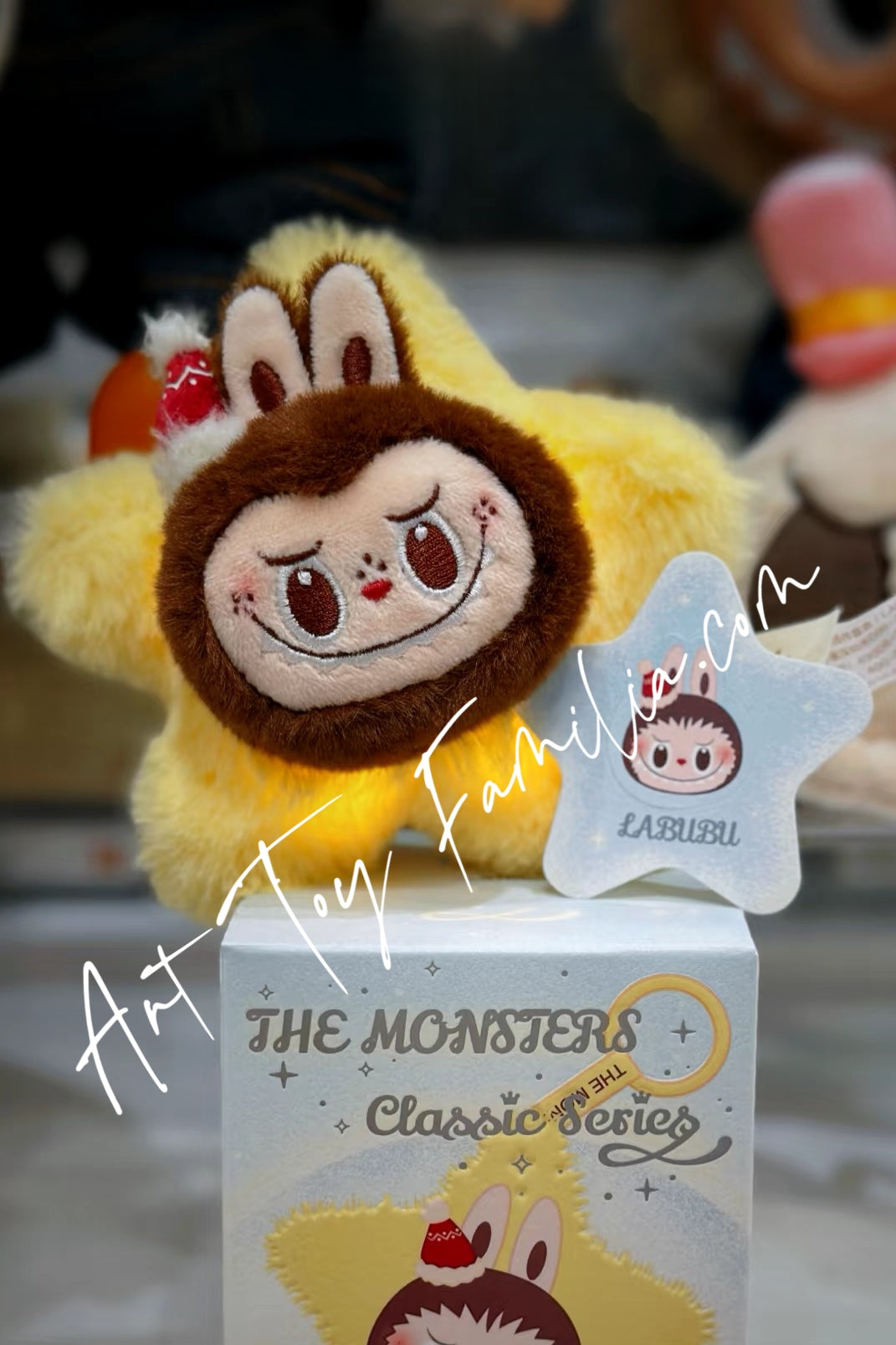 the monsters classic series sparkly plush pendant blind box 经典系列闪闪毛绒挂件 PIPPO