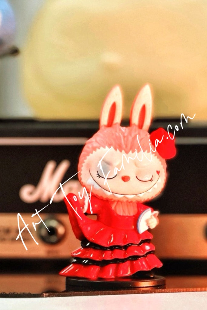 Labubu The Monsters Flamenco Figurine - 闪亮登场吊卡