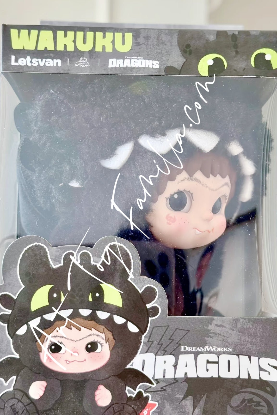 Wakuku × Dragons Toothless | LETSVAN – Art Toy Familia