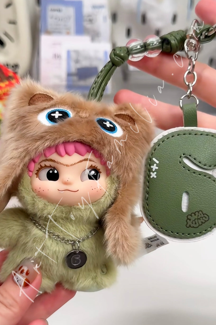 Letsvan Wakuku On A Roll Plush Series 6