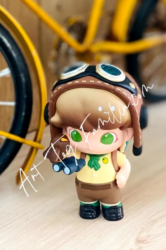 Dimoo Sky Explorer Figurine - 探险领航员吊卡