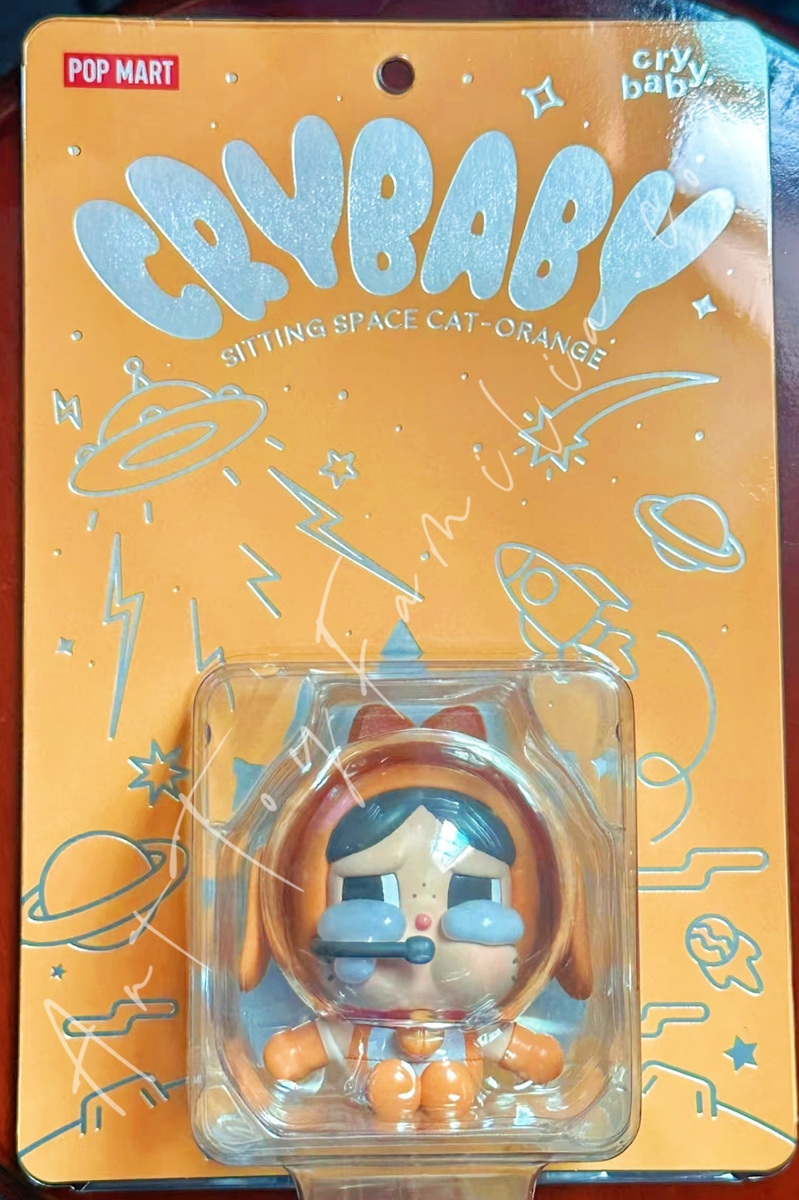 Crybaby Sitting Space Cat-Orange - 宇航猫-橘色 – Art Toy Familia