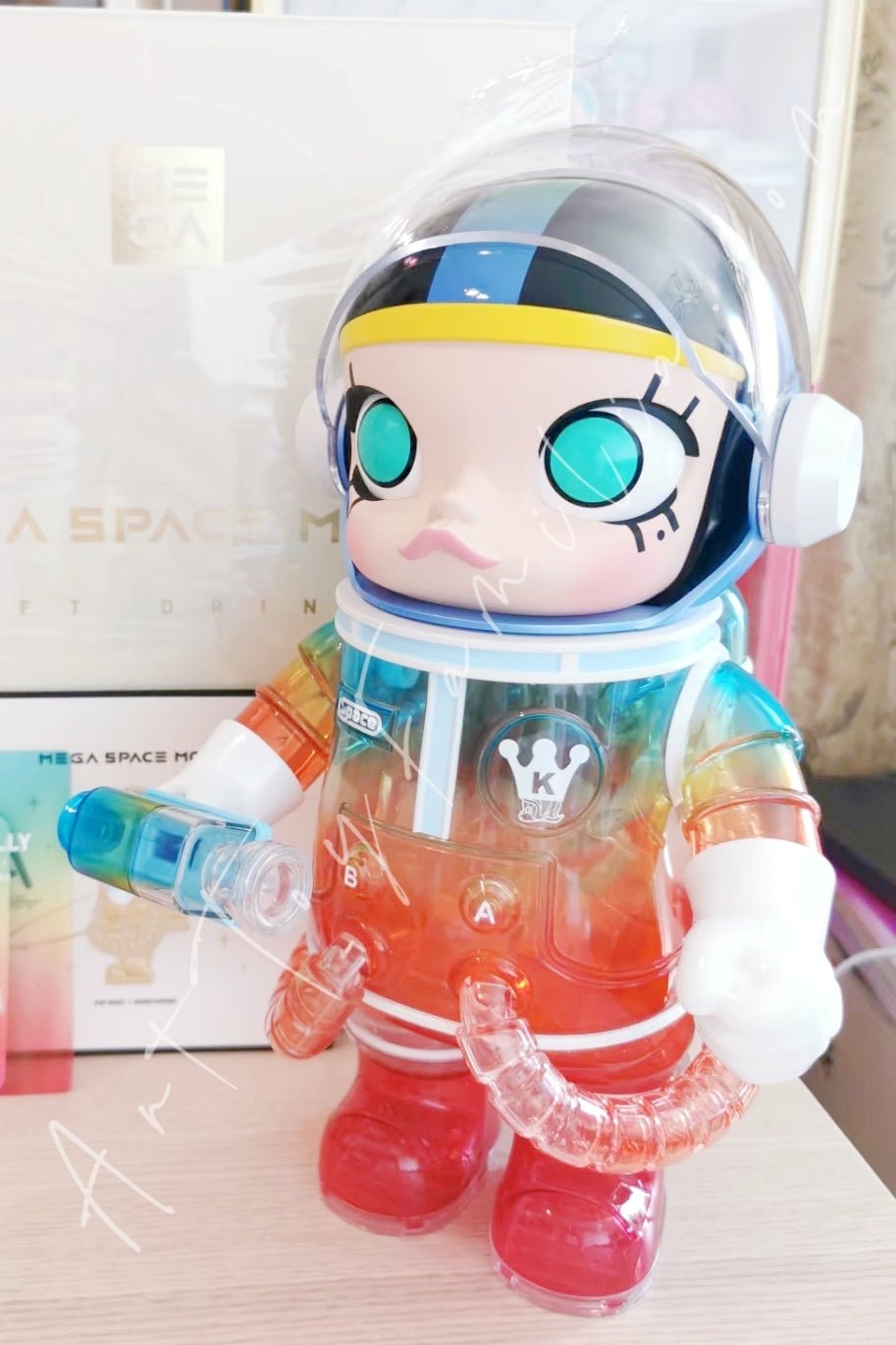 400% MEGA Space Molly 400% Soft Drinks Series – Art Toy Familia